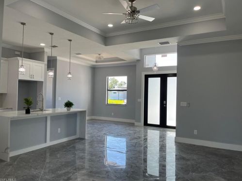 2704 53rd St, Lehigh Acres, FL 33971-6714