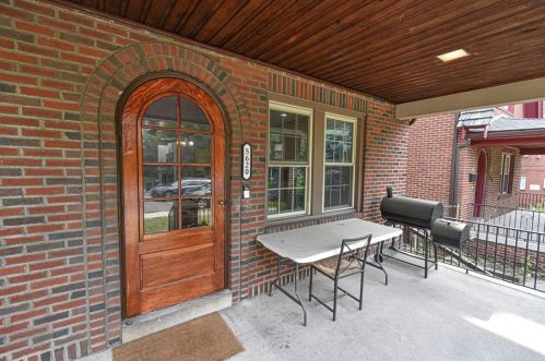 5620 Stanton Ave, Pittsburgh, PA 15206-2178