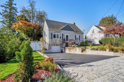 160 Locust Ave, Scarsdale, NY 10583-6226