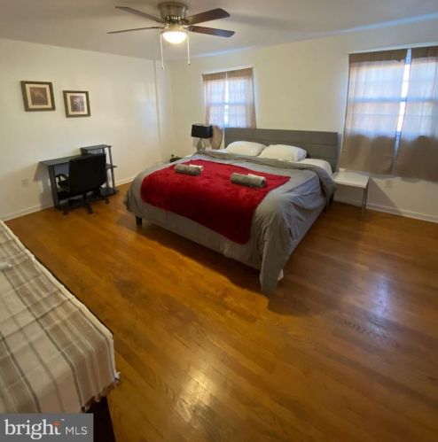 14463 Village Dr, Woodbridge VA  22191-2717 exterior