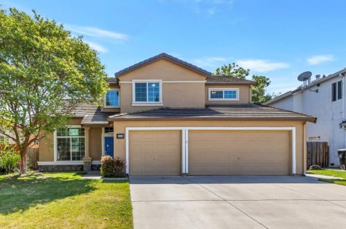 6530 Chesterbrook Dr, Elk Grove, CA 95758-6326