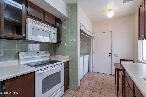 1176 Alpine Cir, Green Valley AZ 85614-1830 exterior