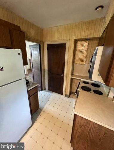 1553 New Holland Pike, Lancaster PA 17601-5653 exterior