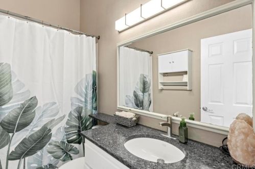 40110 Cannes Ct, Temecula CA  92591-1634 exterior