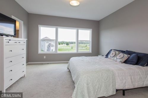 24363 Holm Oak Ave, Columbus MN  55025 exterior