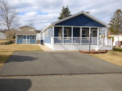 4 Lakeside Dr, Terryville, CT 06786-2506