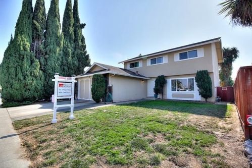 56 Lonetree Ct, Milpitas, CA 95035-6735