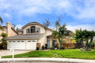 2218 Winterwood Dr, Fullerton, CA 92833-1252