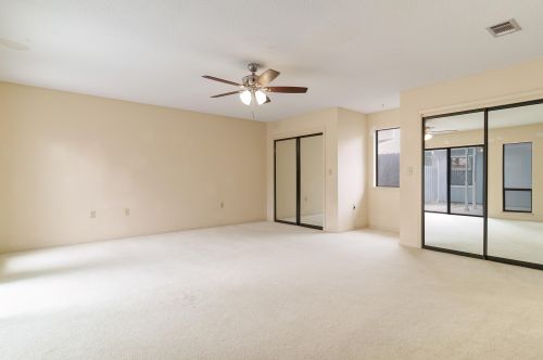 935 Holbrook Cir, Fort Walton Beach FL  32547-6733 exterior