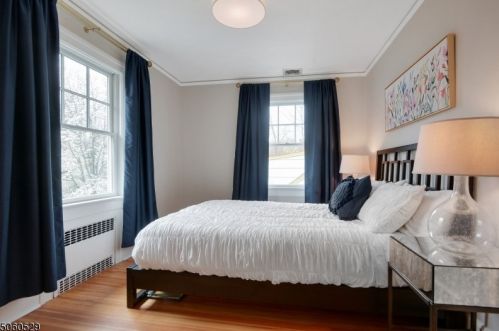 20 Stanford Pl, Montclair NJ  07042-5010 exterior