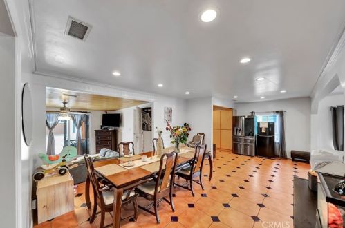 17119 Saticoy St, Van Nuys CA 91406-2146 exterior