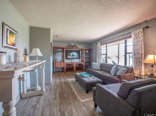 2521 Greenacre Ave, Anaheim, CA 92801-3143