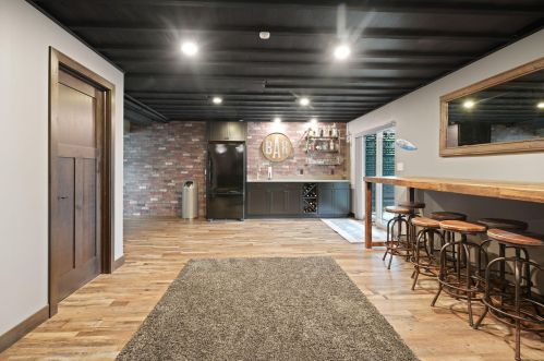 8793 84th St, Kenosha WI  53158-1337 exterior