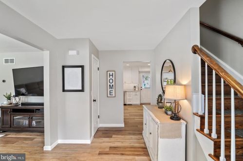 17 Douglas Ct, Dover, DE 19901-6404
