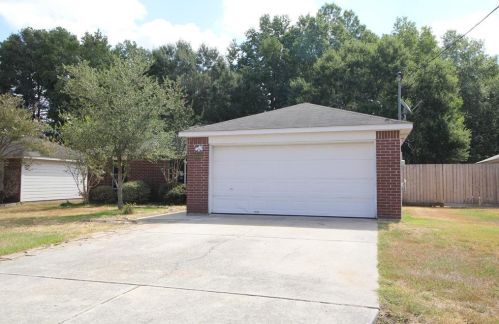 16405 Sun View Ln, Conroe TX  77302-5566 exterior