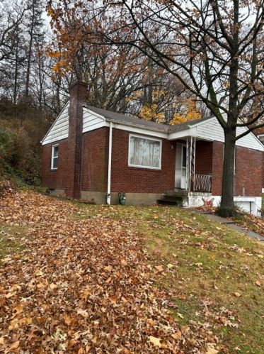 4138 Harpen Rd, Pittsburgh, PA 15214-1645
