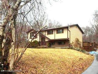 139 Michelle Ln, Bartonsville, PA 18321-7796