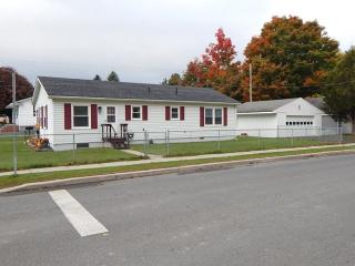 243 Wyoming Ave, Watertown, NY 13601-3040