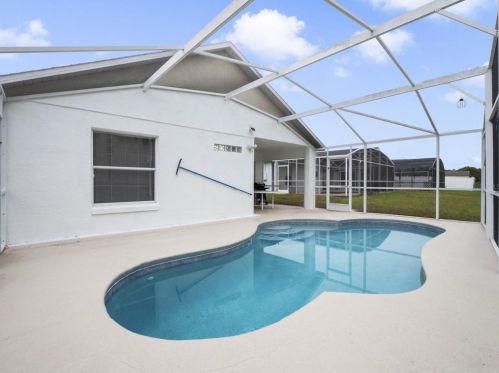 610 Sonja Cir, Davenport FL 33897-7410 exterior