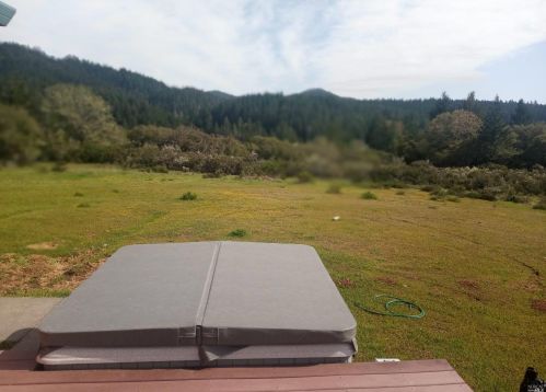 5480 Canyon Rd, Willits CA  95490-9242 exterior