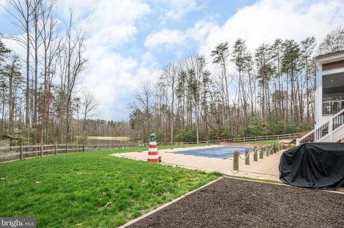 7905 Waterford Dr, Spotsylvania VA  22551-2204 exterior