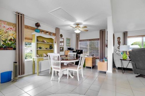 5324 Greenwood Dr, Delray Beach FL  33484-1133 exterior