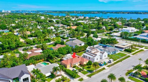 321 Palmetto St, West Palm Beach, FL 33405-4009