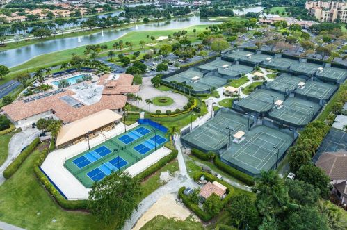 6656 Via Regina, Boca Raton FL  33433-3954 exterior