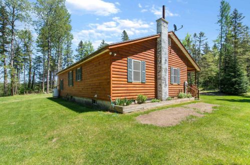 6 Nash Rd, Columbia, NH 03576-3792
