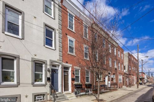 1808 Hicks St, Philadelphia, PA 19145-2209