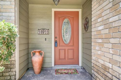 18911 Jodywood Dr, Humble, TX 77346-3143