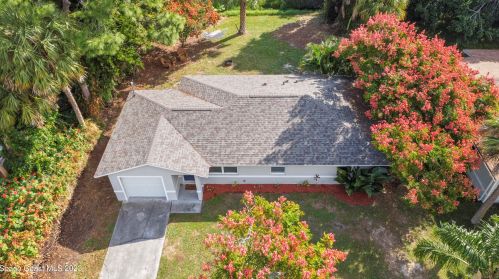 189 Easy St, Sebastian, FL 32958-4059