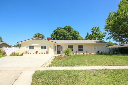 573 Green Meadow Ct, Maitland, FL 32751-5120