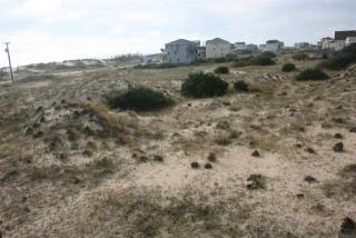 1967 Sandpiper Rd, Corolla, NC 27927-9334