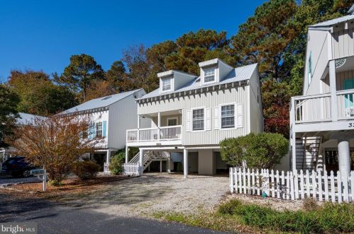 34000 Cypress Ln, Frankford, DE 19945-4730