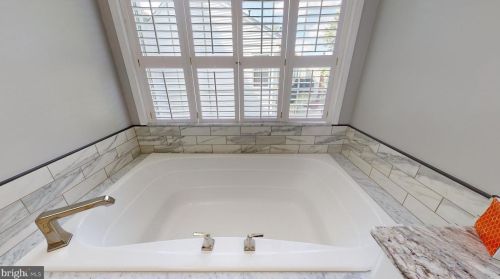 9101 Sainsbury Ct, Bristow VA  20136-1770 exterior