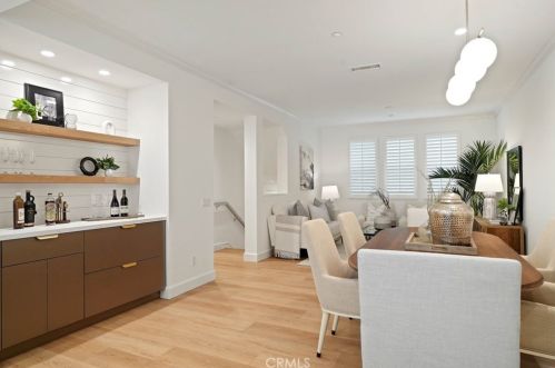 8 Nautical Mile Dr, Newport Beach CA  92663-2784 exterior