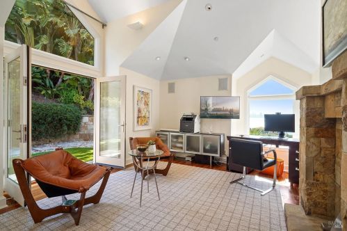 333 Belvedere Ave, Tiburon CA 94920-2429 exterior