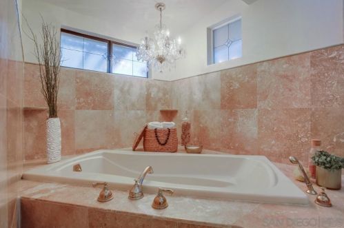 3106 Circa De Tierra, Encinitas CA  92024-6905 exterior