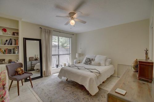 4010 Cima Serena Dr, Austin, TX 78759-8110