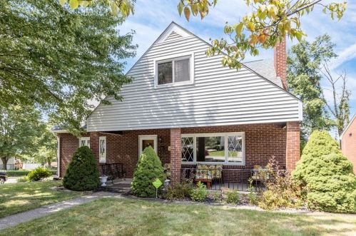 701 Caldwell Ave, New Kensington, PA 15068-4603