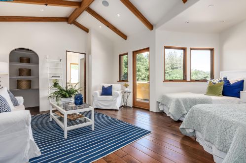5 Owl Hill Ct, Orinda CA  94563-3441 exterior