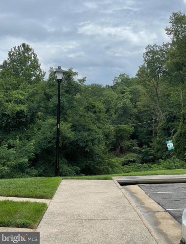 1628 Devil Ln, Woodbridge VA  22192-2829 exterior