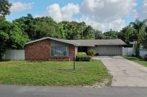 117 Shelley Dr, Winter Haven FL  33884-2367 exterior