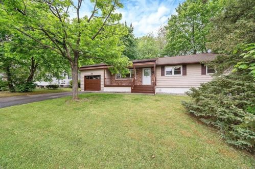 34 Easton St, Stony Point, NY 10980-2702