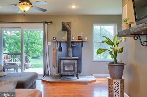 1109 Upper Van Reed Rd, Dauberville PA  19533-9342 exterior