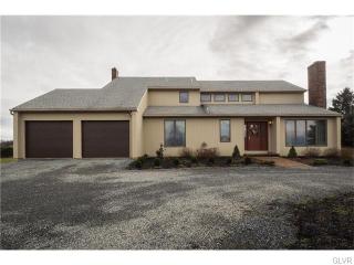 9042 Wertman Rd, Fogelsville, PA 18051-2042