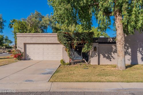 8130 Del Laton Dr, Scottsdale, AZ 85258-2343