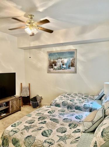 9205 Museo Cir, Naples, FL 34114-9526