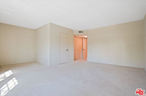 1966 Huntington Dr, South Pasadena CA  91030-4950 exterior